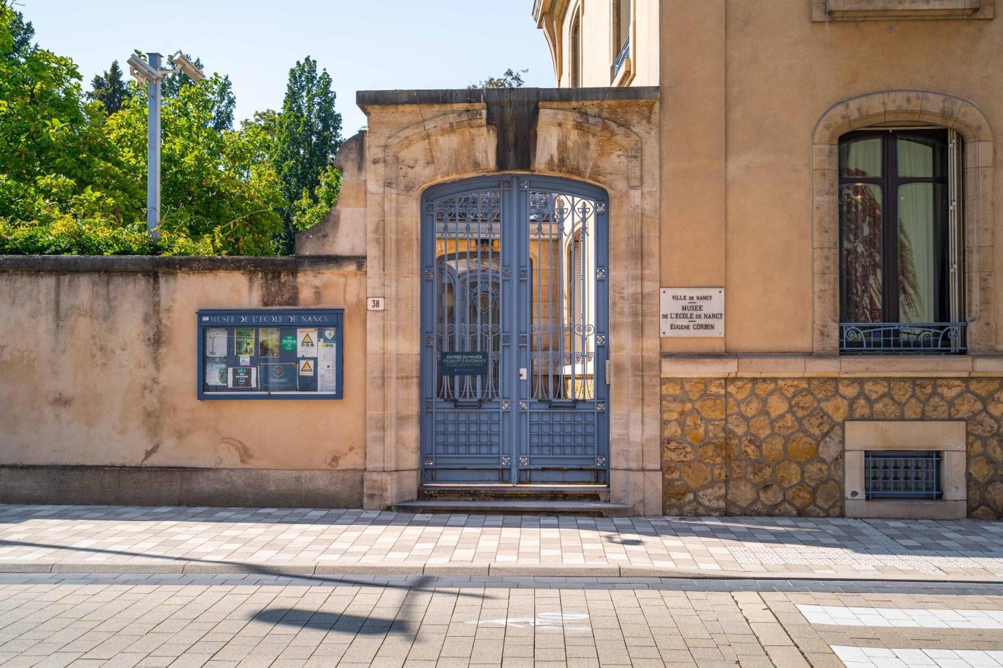 Le Rayonnant Du Placieux Avec Parking Prive Nancy Zewnętrze zdjęcie